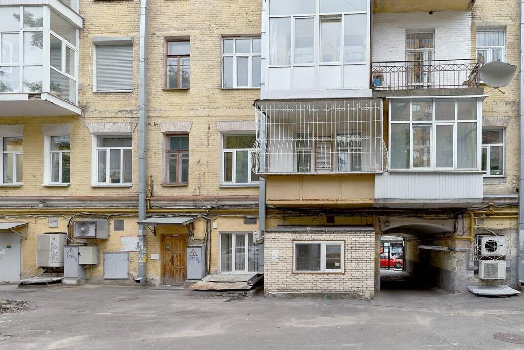 Лофт 100 М2 - Три Раздельных Спальни Улица Бассейная 13 Метро Дворец Спорта Kiev Luaran gambar